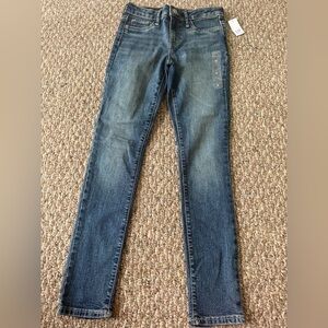 Classic Blue Girl’s Skinny Jeans